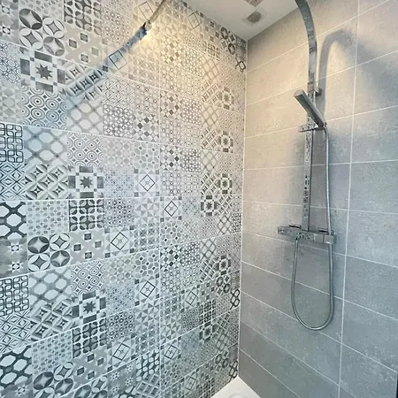 Le Petit Nid Wifinetflix Longchampgare Scnf Apartament